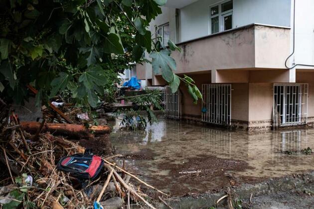Batı Karadeniz'deki sel felaketi: Can kaybı 40'a ulaştı