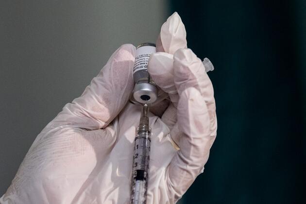 Pfizer/BioNTech aşısında üçüncü doz için ilk veriler açıklandı