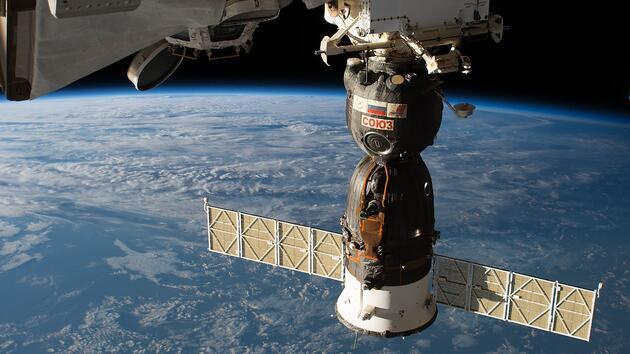 Uzay aracındaki delikleri NASA astronotu mu açtı? Rusya'dan NASA'ya şok suçlama